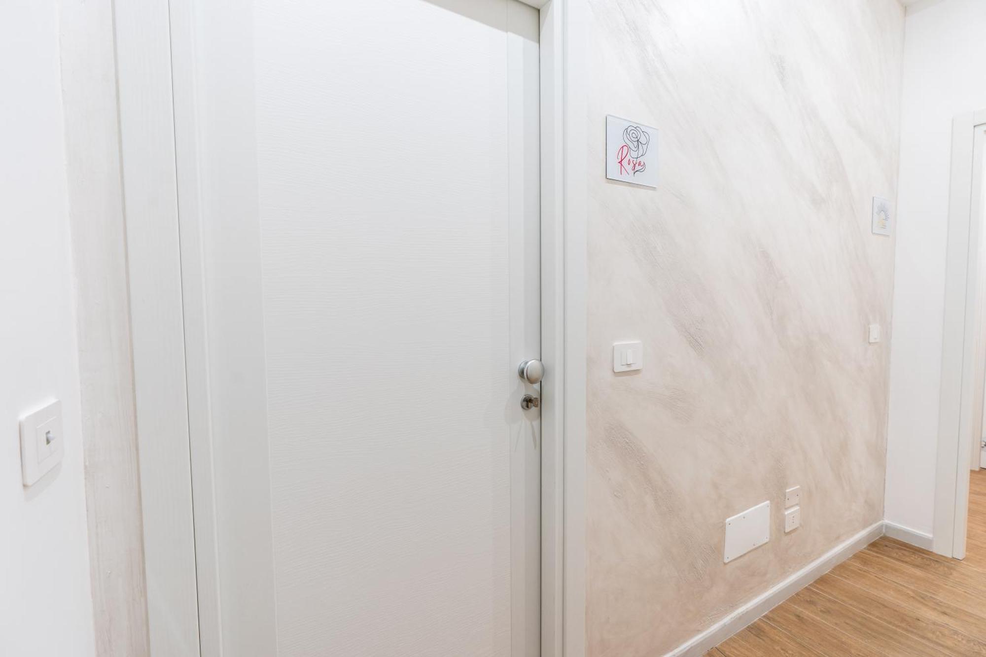 Apartment Le Rose Di Alba